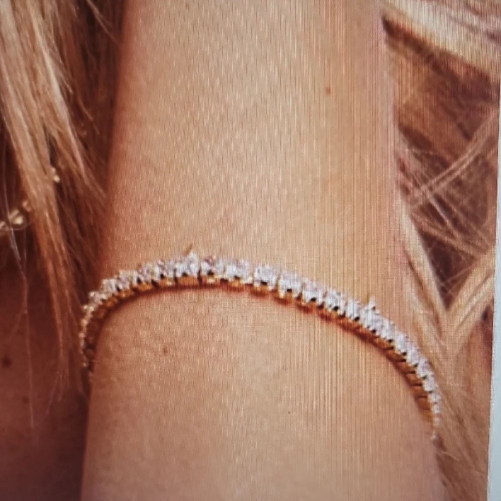 Elegant Kendra Scott Tennis Necklace and Bracelet Set - Picture 9 of 9